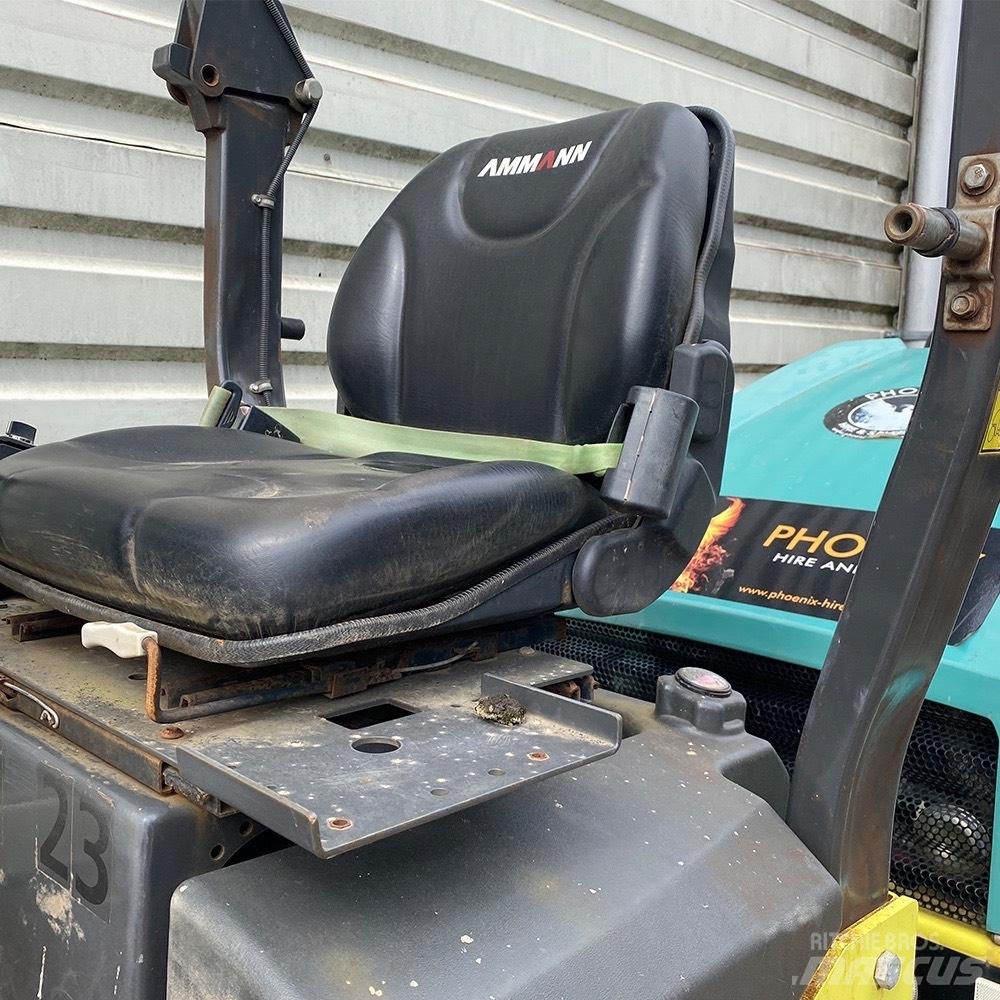 Ammann ARX 26-2 Tvåvalsvältar