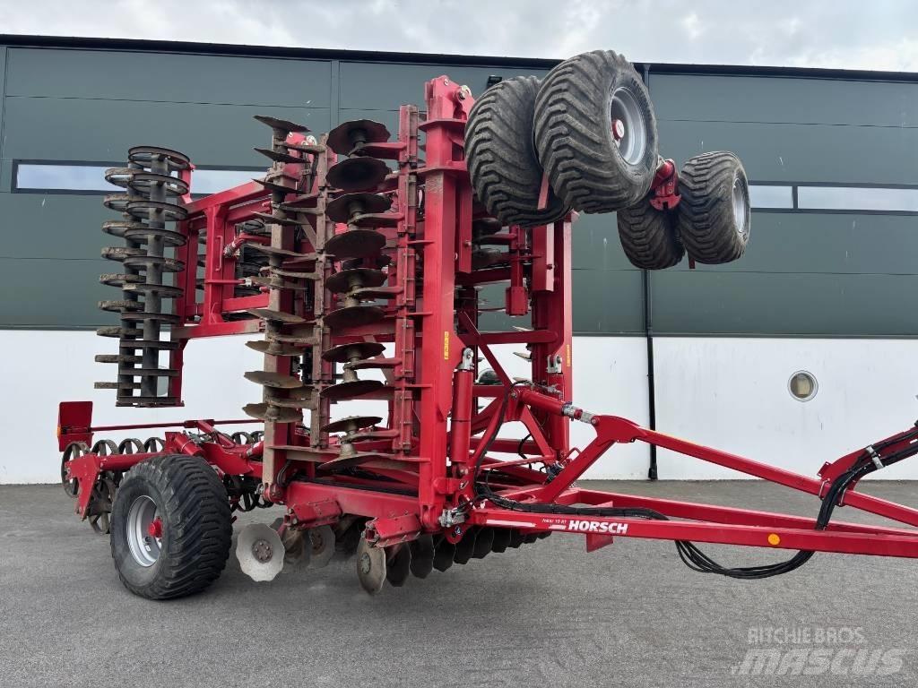 Horsch Joker 10 RT Tallriksredskap