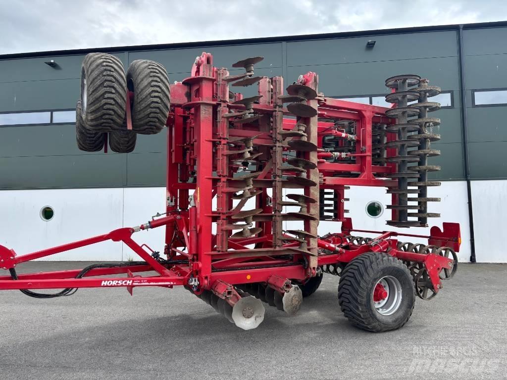 Horsch Joker 10 RT Tallriksredskap