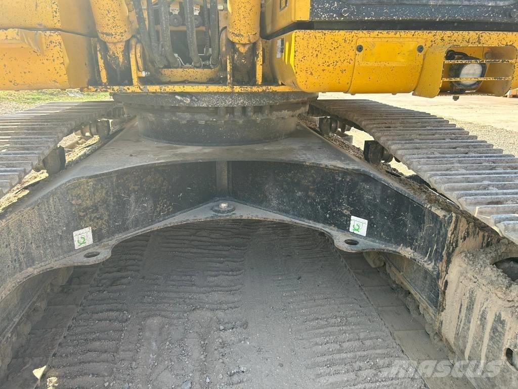 Komatsu PC 210 NLC-8 Bandgrävare