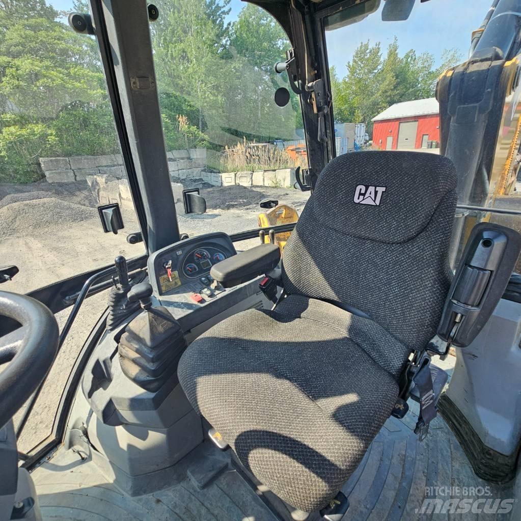 CAT 420 F Grävlastare
