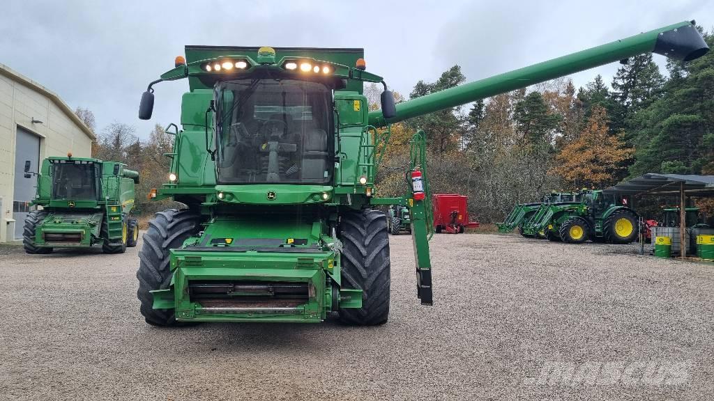 John Deere T 670 i Skördetröskor