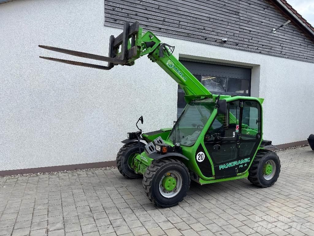 Merlo P 25.6 Teleskoplastare