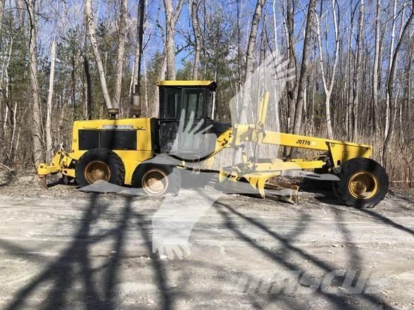 John Deere 770 Väghyvlar