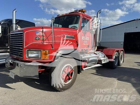 Mack CL753 Dragbilar