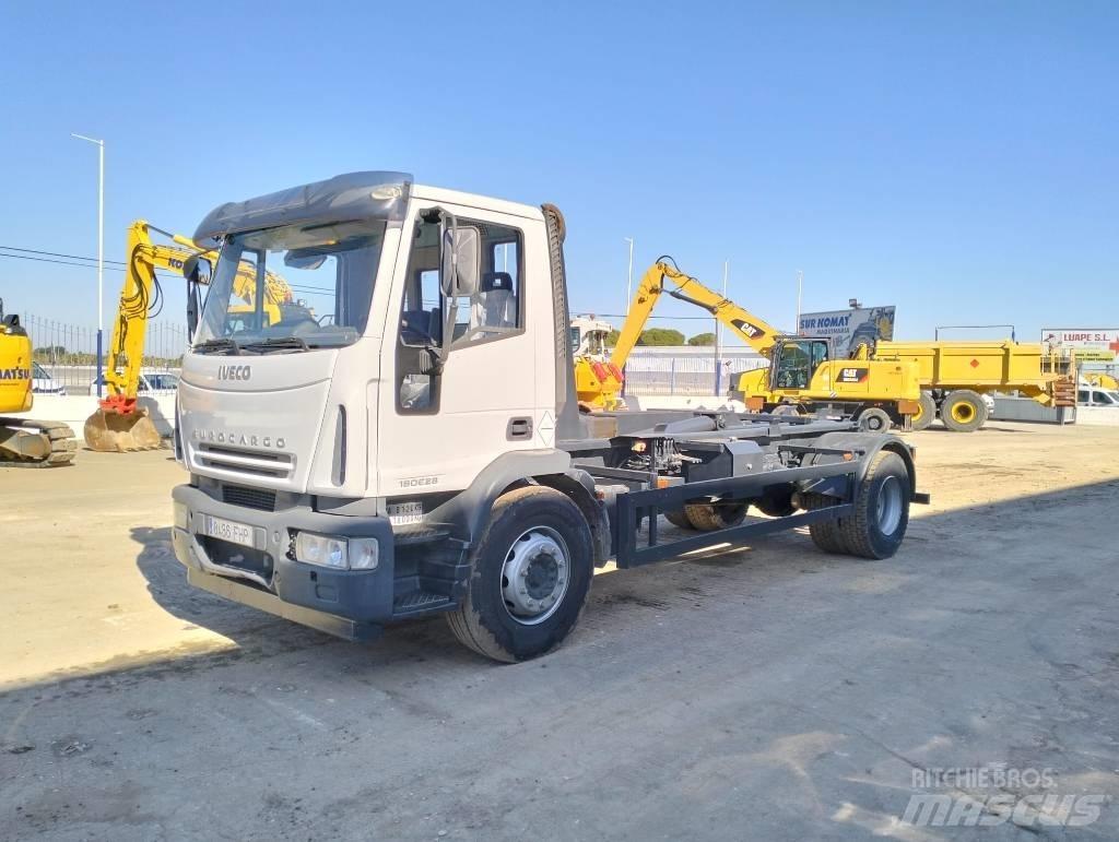 Iveco ML 180 EL28 Lastväxlare med kabellift