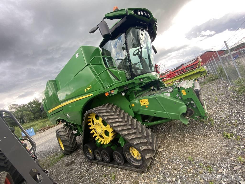 John Deere S790i Skördetröskor