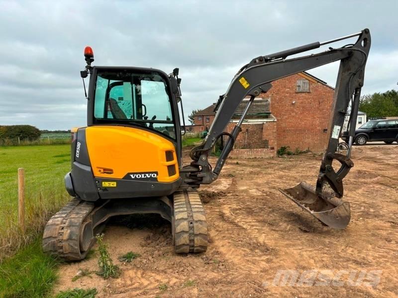 Volvo EC 50 D Minigrävare < 7t