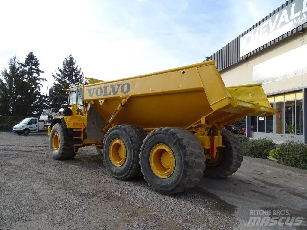 Volvo A 30 C Midjestyrd dumper