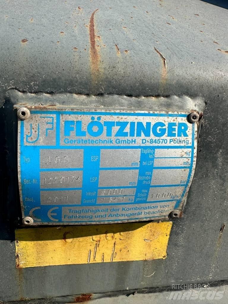 Komatsu Schaufel 5m3 Skopor