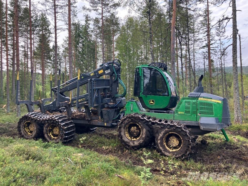 John Deere 1210G Skotare