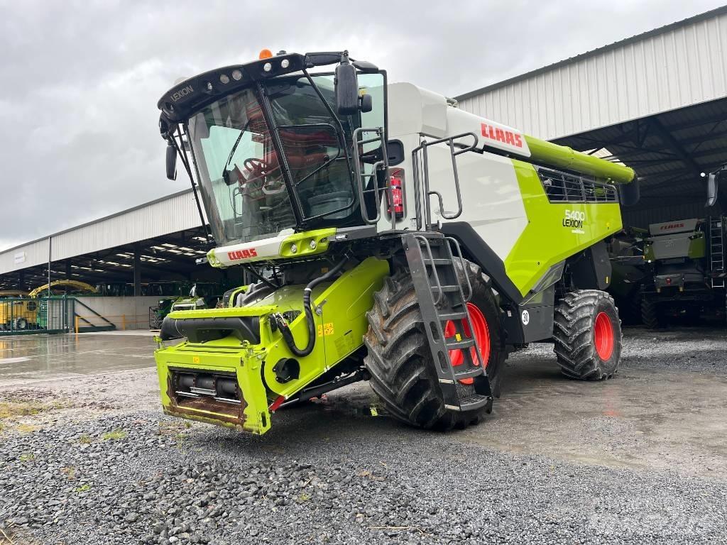 CLAAS Lexion 5400 Skördetröskor