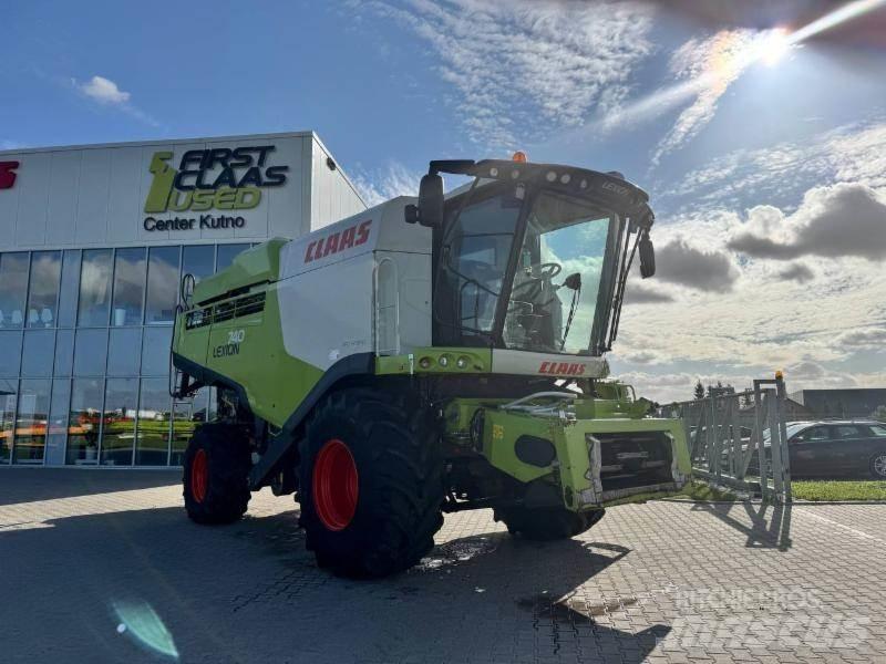 CLAAS LEXION 740 Skördetröskor