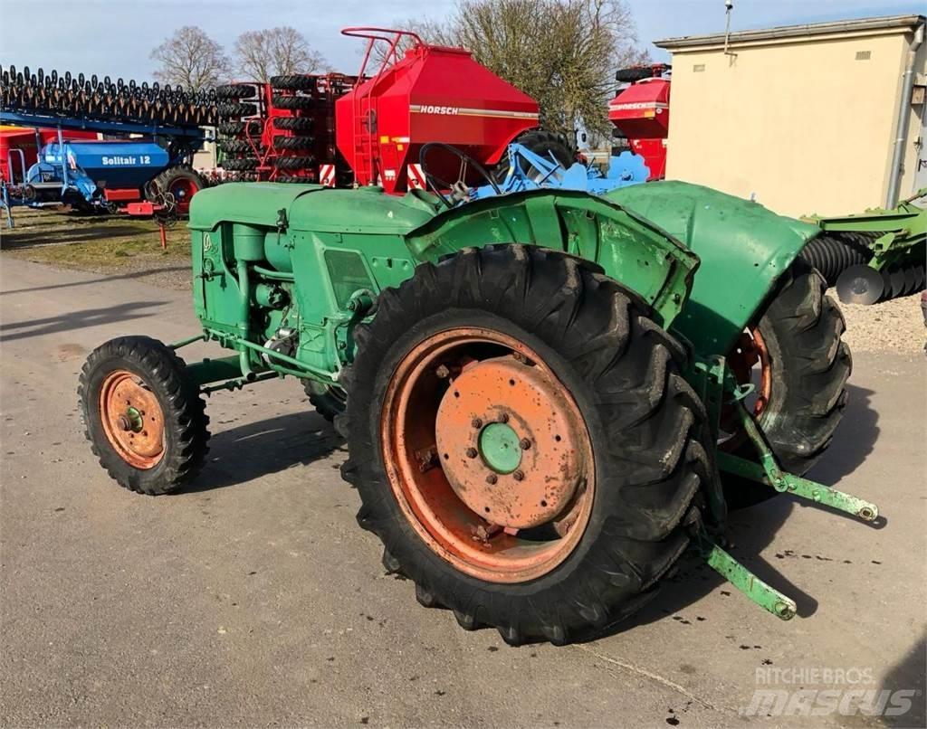 Deutz-Fahr D25 S Traktorer