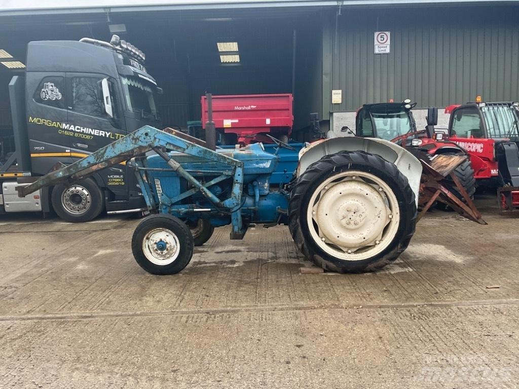 Ford 4000 Traktorer