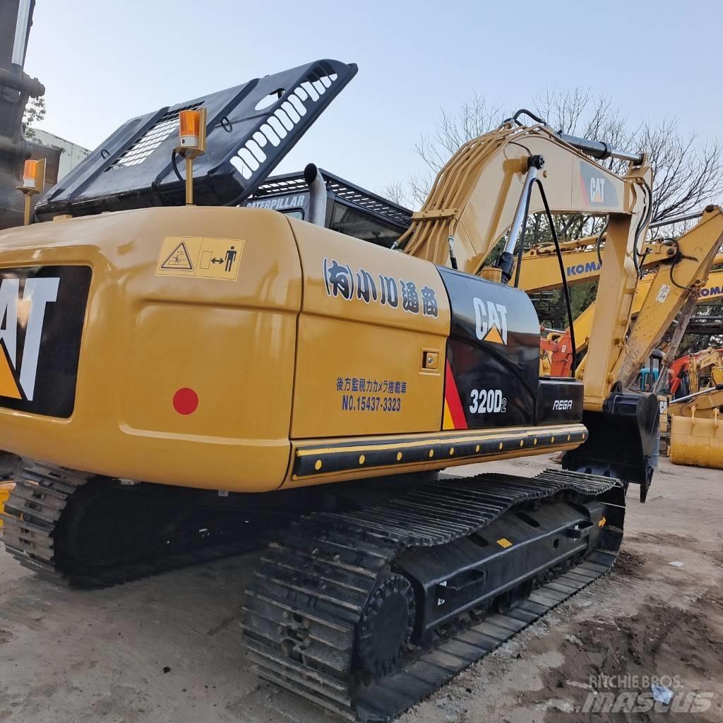 CAT 320 D Bandgrävare