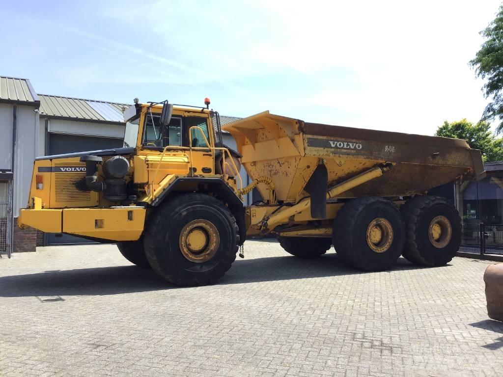 Volvo A 40C Midjestyrd dumper