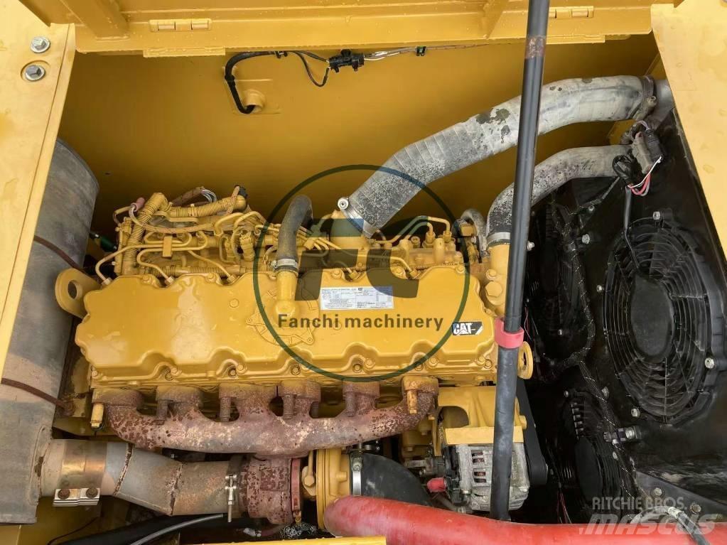 CAT 320 Bandgrävare