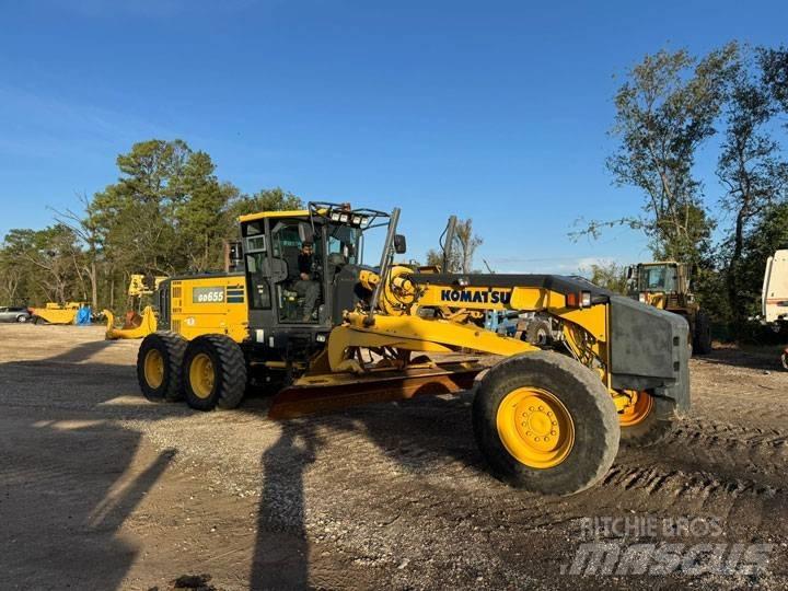 Komatsu GD 655-6 Väghyvlar