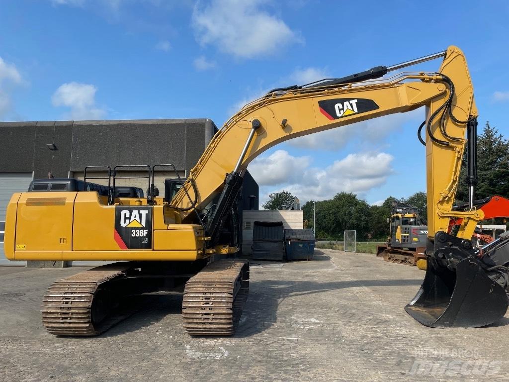 CAT 336F Bandgrävare
