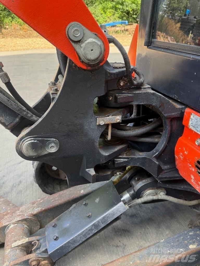 Kubota KX 71 Minigrävare < 7t