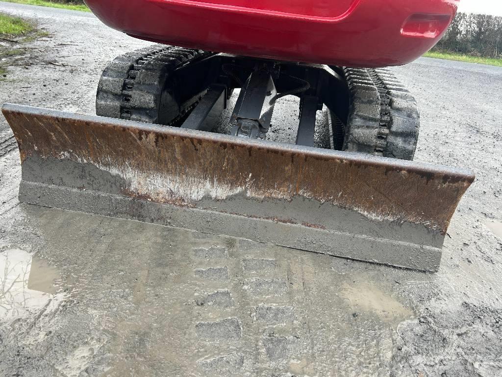 Takeuchi TB 230 Minigrävare < 7t
