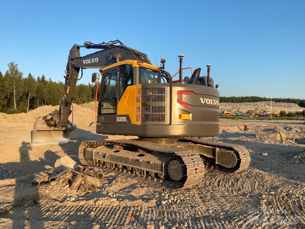 Volvo EC 235 EL Bandgrävare