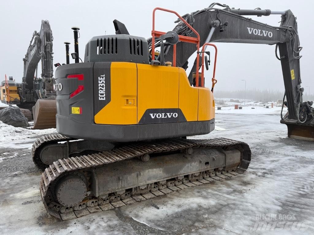 Volvo EC 235 EL Bandgrävare