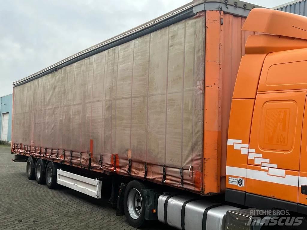 Krone + 3 AXEL + MEGA Kapelltrailer