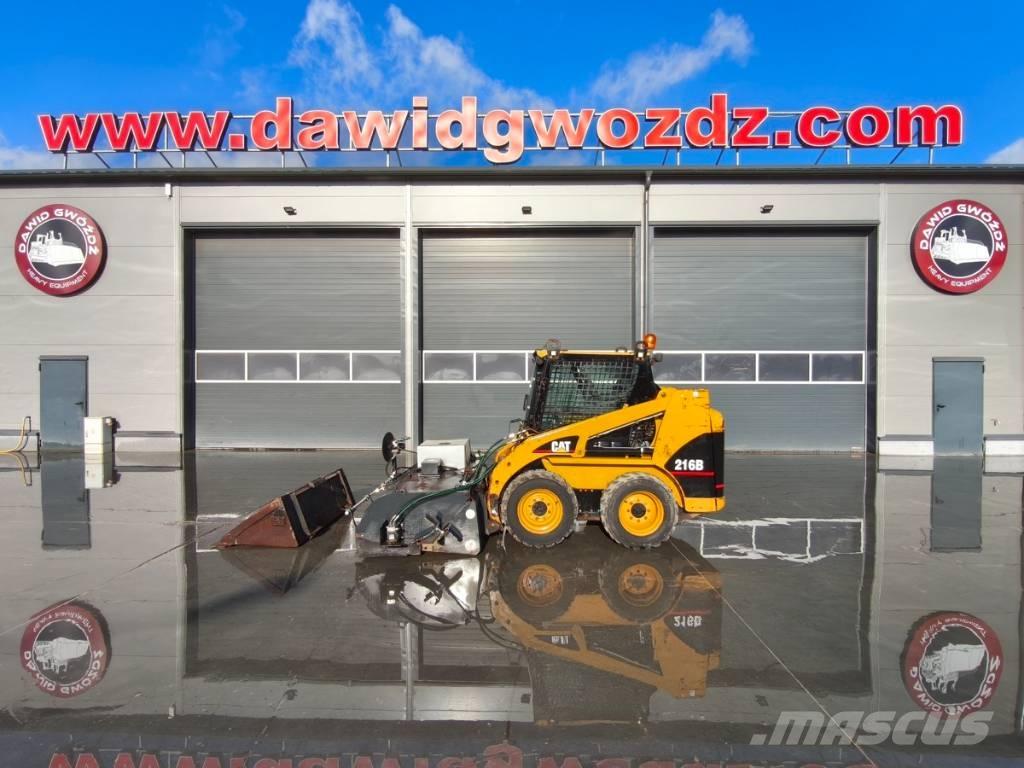CAT 216 B Minilastare