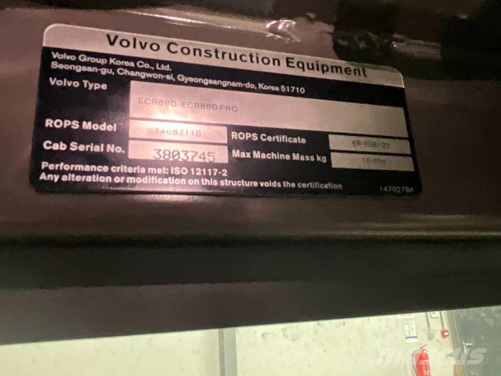 Volvo ECR 88 D Hytter och interiör