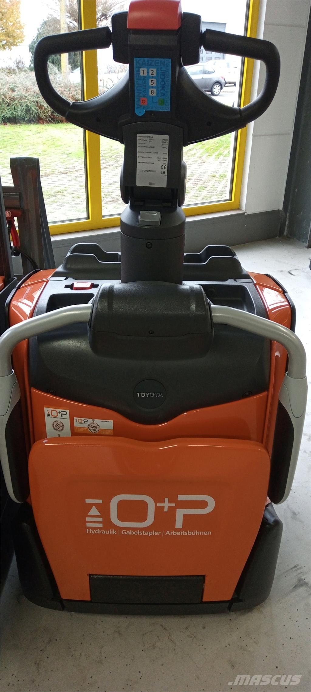 Toyota LPE200 Staplare-led