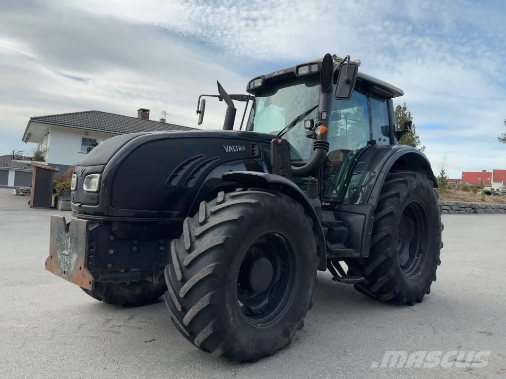 Valtra T 162 Traktorer