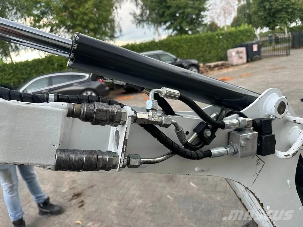 Bobcat E10 Minigrävare < 7t