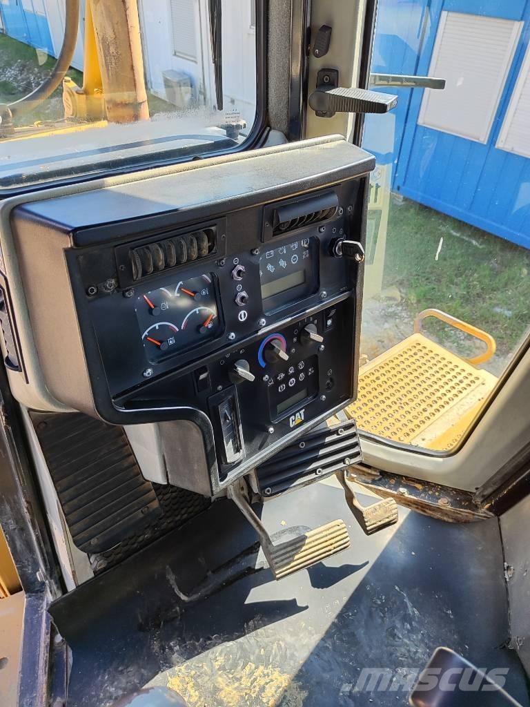 CAT D 6 R XL Bandschaktare