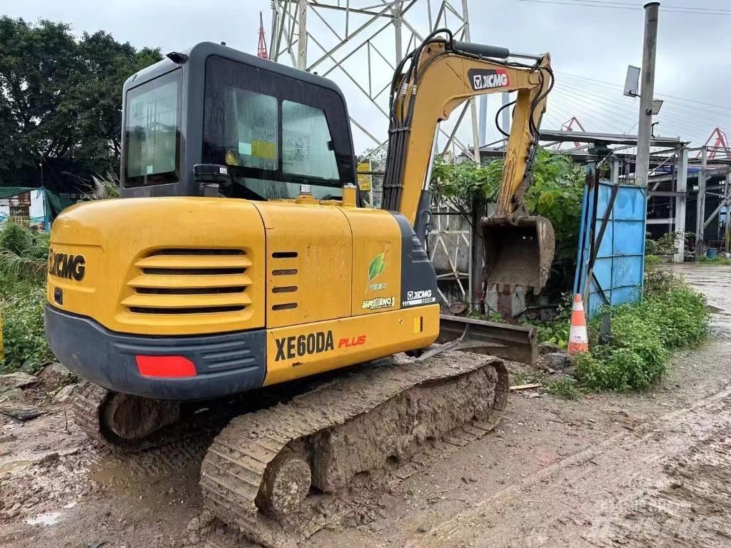 XCMG XE 60 DA Bandgrävare