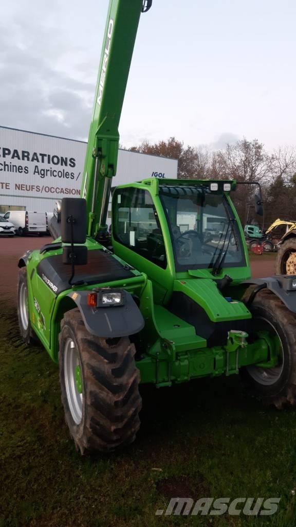 Merlo TF 35.7-140 Teleskoplastare
