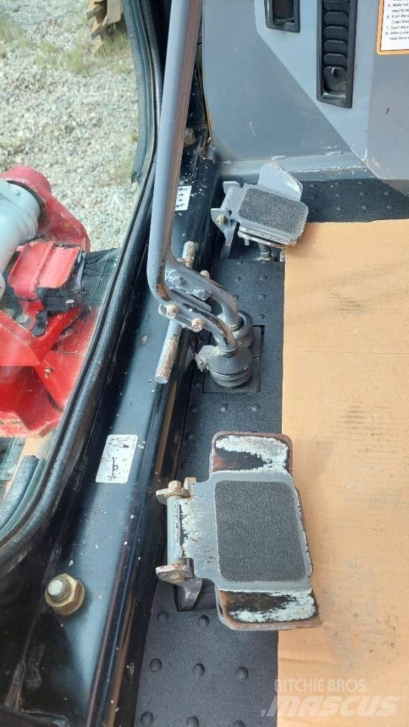 Takeuchi TB 23 R Minigrävare < 7t