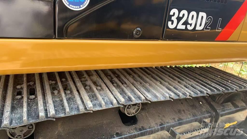 CAT 329 D Bandgrävare