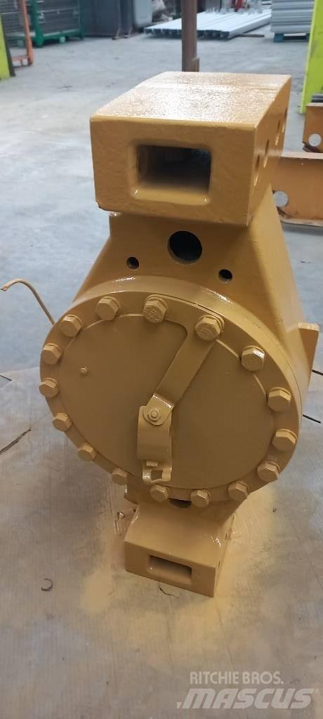 CAT 988 H Hjulaxlar