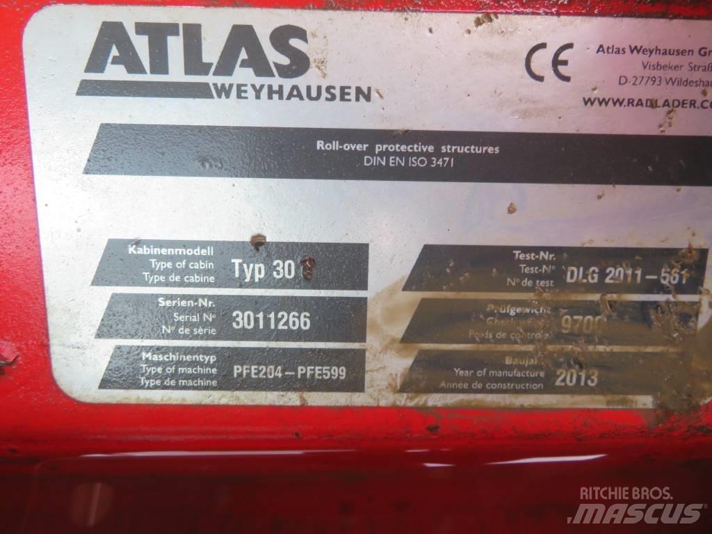 Atlas 65 Hytter och interiör