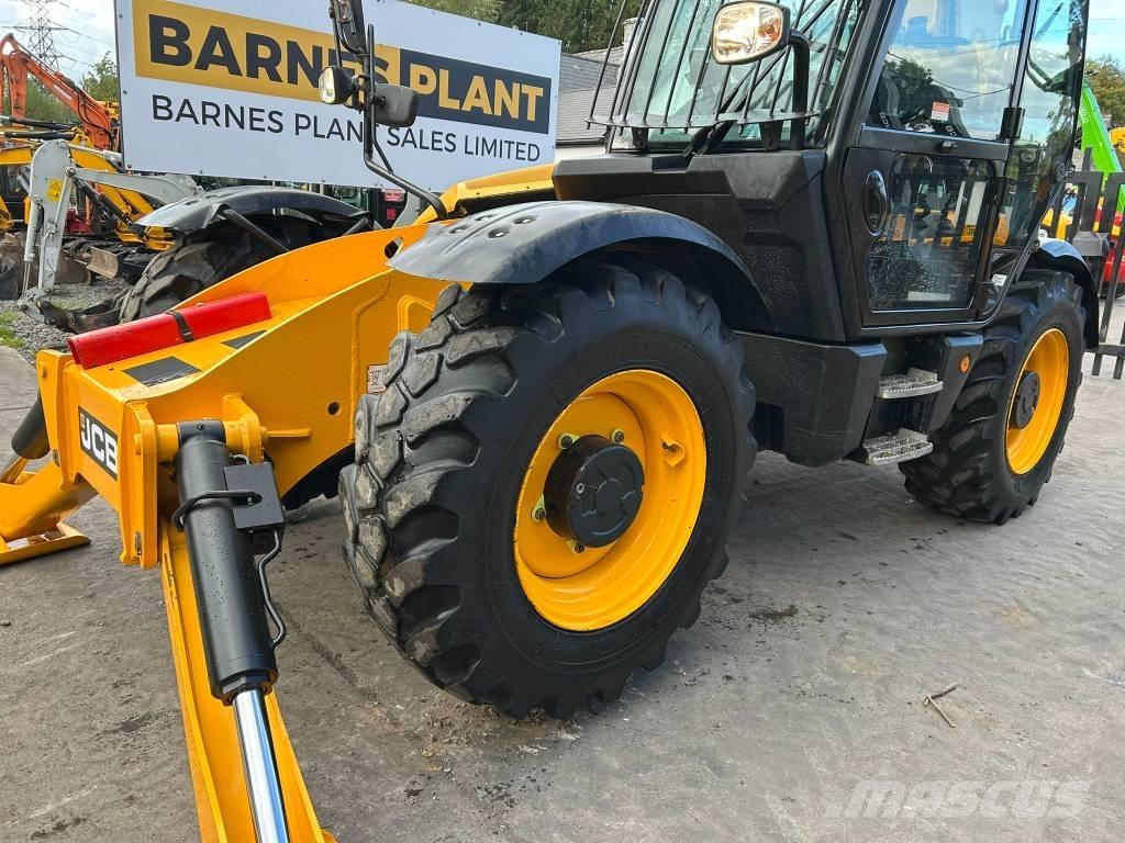 JCB 535-125 Hiviz Teleskoplastare
