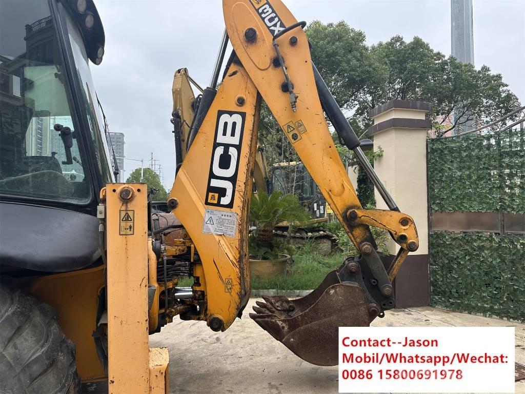 JCB 3 CX 4 T Grävlastare