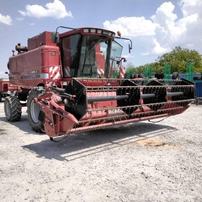 Case IH 2366E Skördetröskor