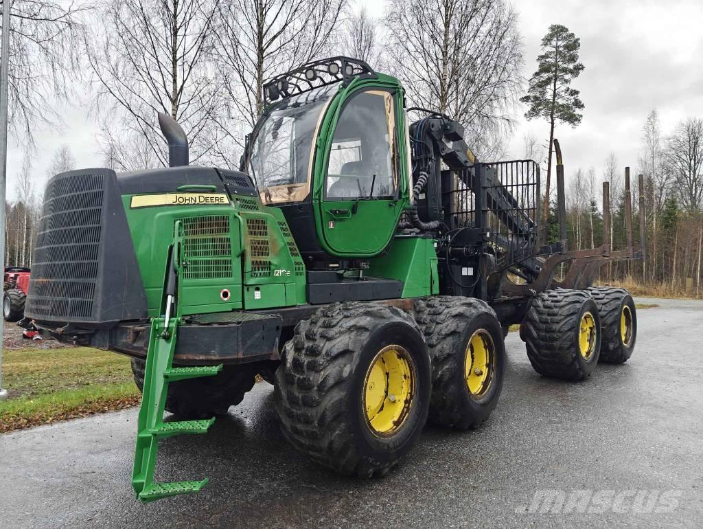 John Deere 1210 E Skotare