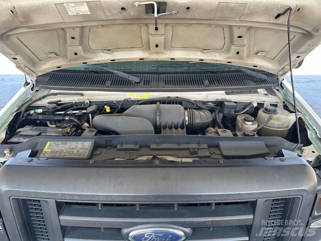 Ford E 250 Lätta skåpbilar