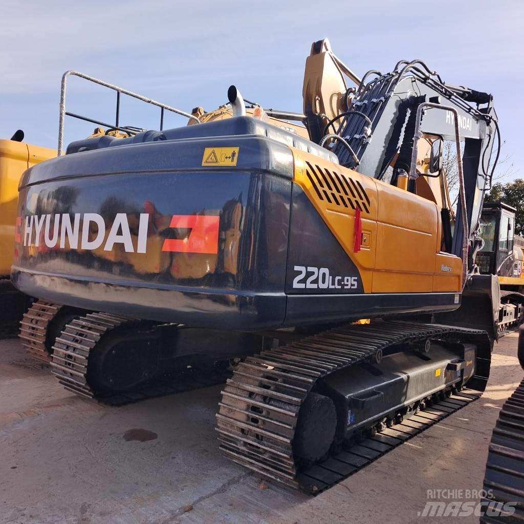 Hyundai 220LC-9S Bandgrävare