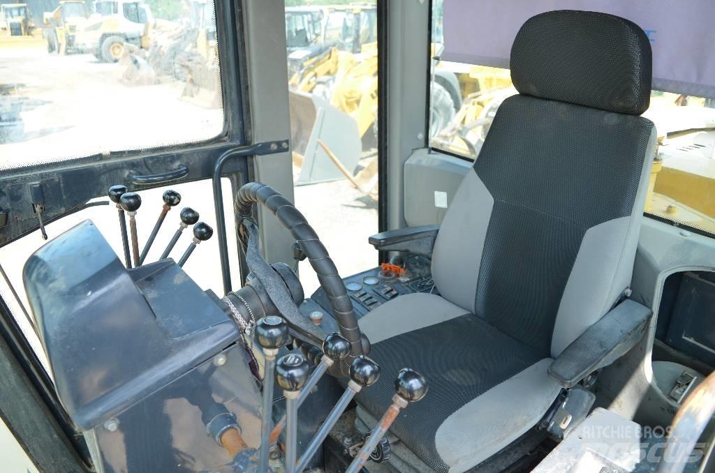 LiuGong CLG 418 Väghyvlar
