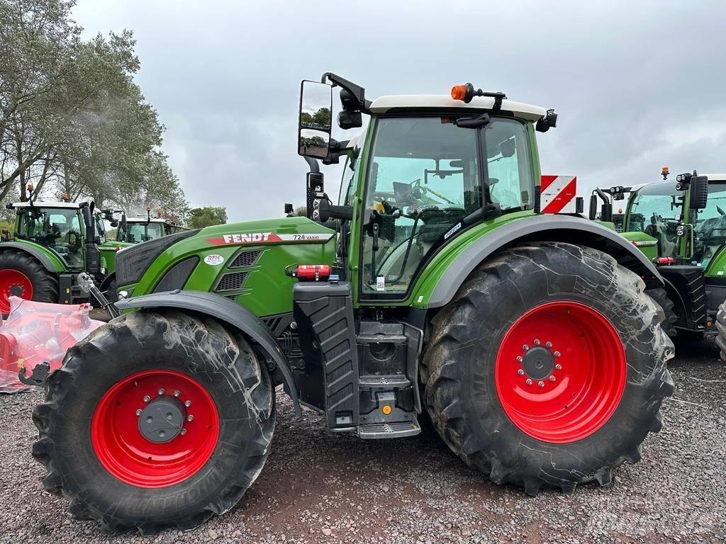 Fendt 724 Profi Plus Traktorer