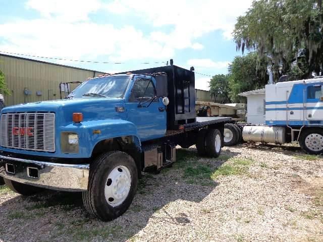 GMC C7500 Flakbilar